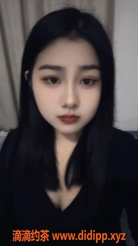 深圳楼凤-龙华敏君，800元课费，服务超赞！