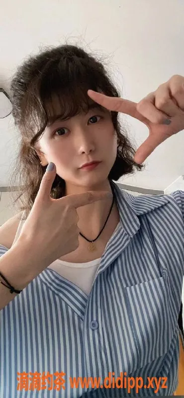 广州楼凤-白云小曼少妇，500元起，服务超赞！