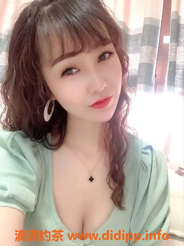 长沙楼凤资源信息,雨花区气质御姐小清，172cm 55kg，服务多样