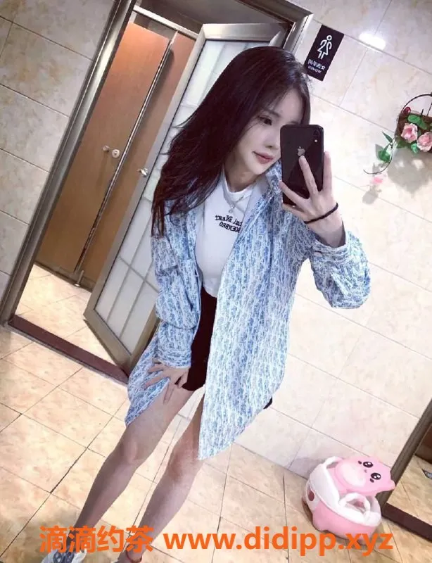 成都楼凤-成都萝莉学妹罗玟佩，服务专业，超值体验