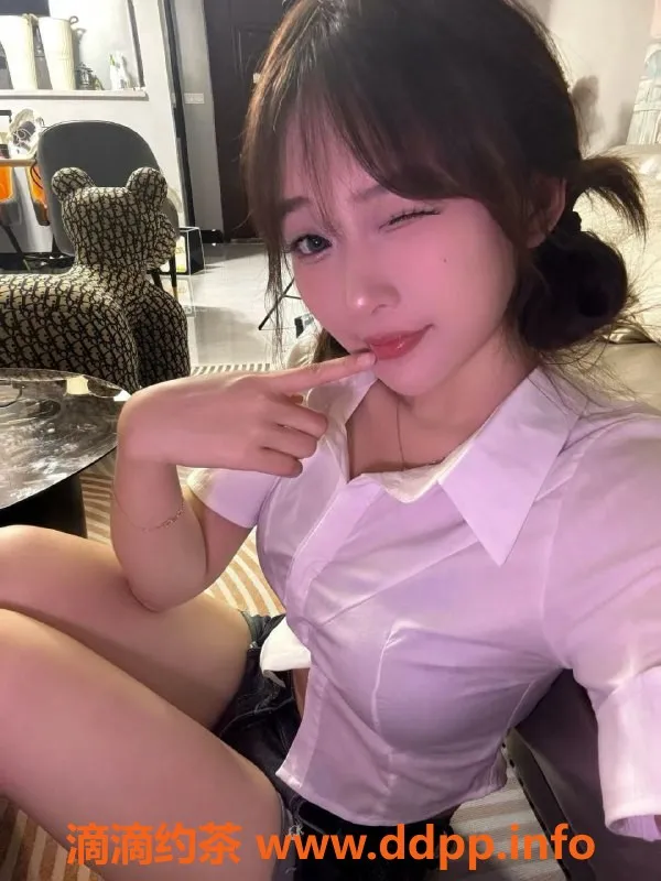 成都楼凤-锦江区御姐琪琪儿 24岁胸b身材瘦 服务好价700起