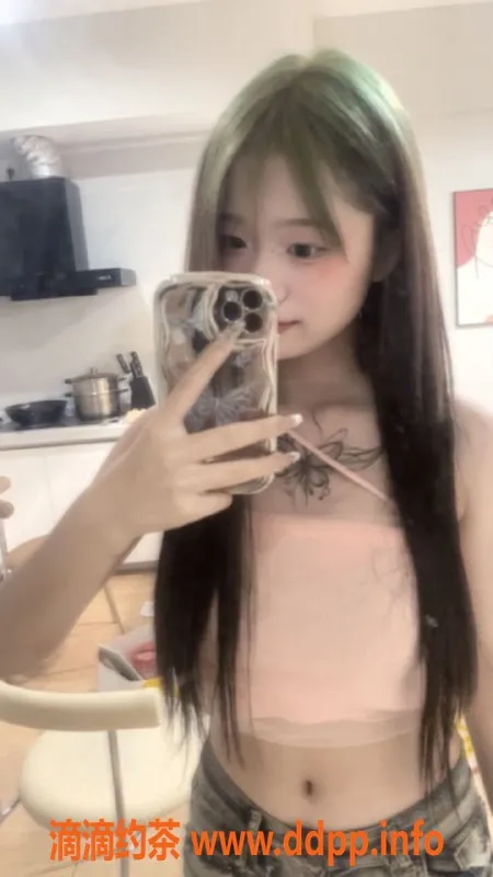 成都楼凤资源信息,成华区小矮矮大奶妹笑笑，身高155，500性价比超赞！