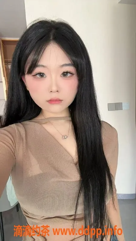 长沙楼凤-雨花小熊，162cm 36B 19岁女友服务5p