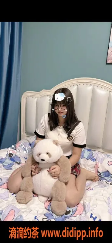 成都上门服务资源信息,成都铃铛，18岁匀称嫩妹，400元起服务