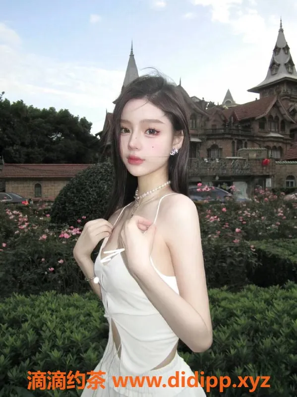 上海楼凤-普陀许诺 168cm 42kg 情趣制服服务