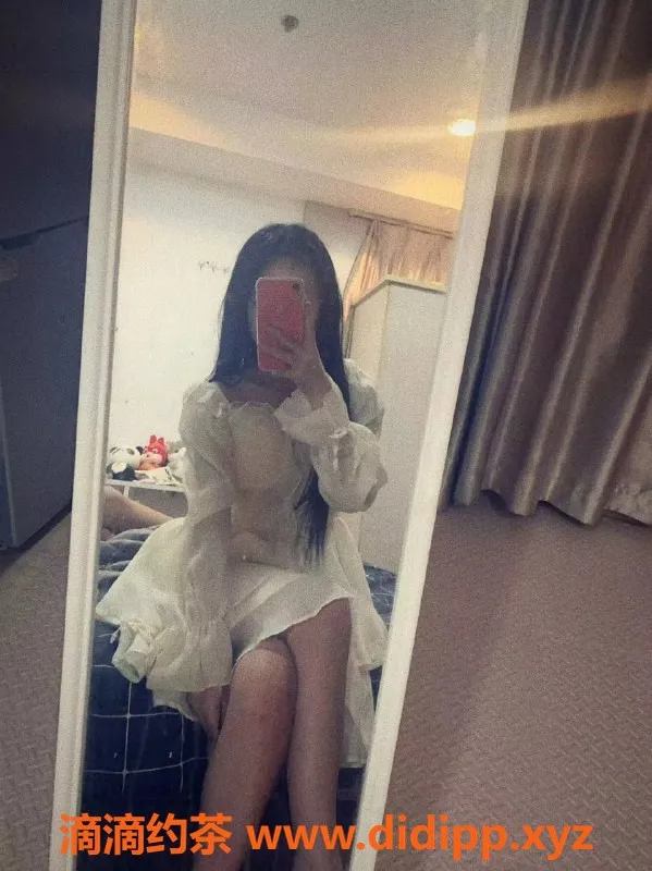 北京楼凤-小八，朝阳百子湾，162cm，40kg，千元档陪浴服务