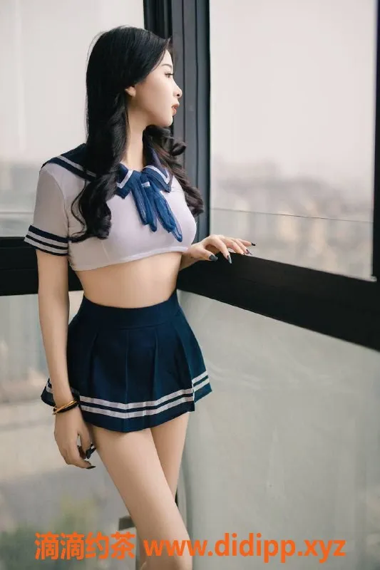 成都楼凤-武侯区依依，嫩妹6p课时费，感受不一样的陪伴