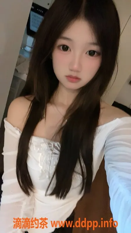 杭州楼凤-拱墅区草莓小萝莉，800元体验不容错过