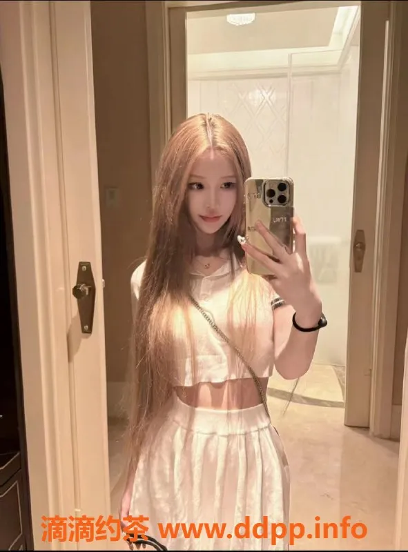 成都楼凤-茜茜，20岁嫩妹，身高162，熊c，900元体验