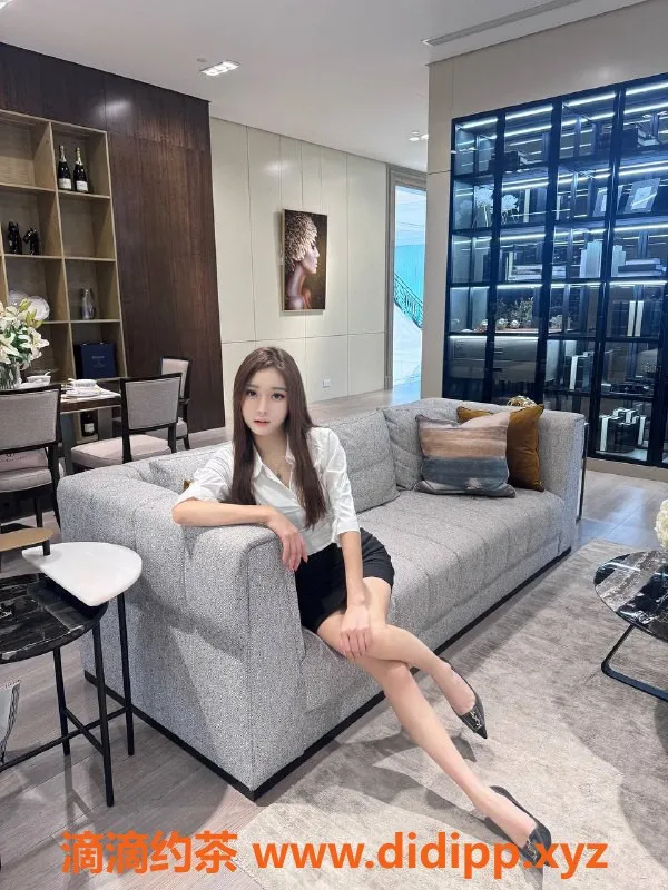 深圳楼凤-罗湖柳如烟，900p超值体验等你来！