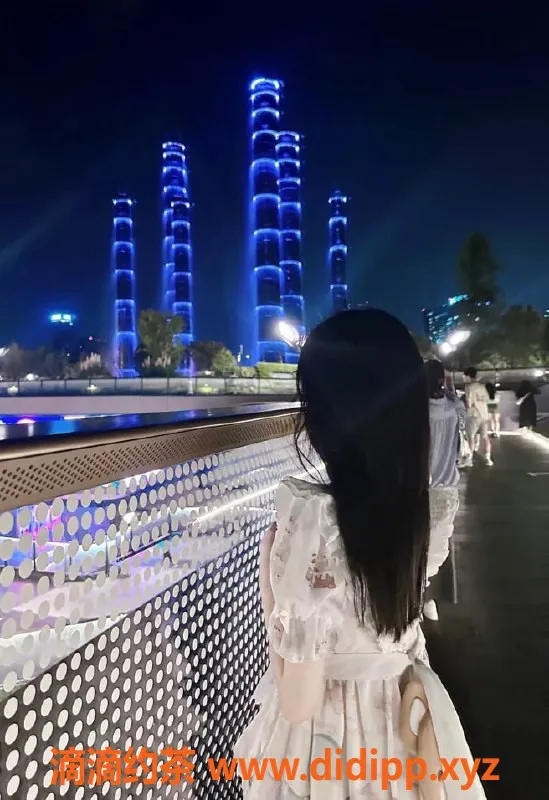 成都楼凤资源信息,成都小星16岁娇小萝莉，包夜2800元