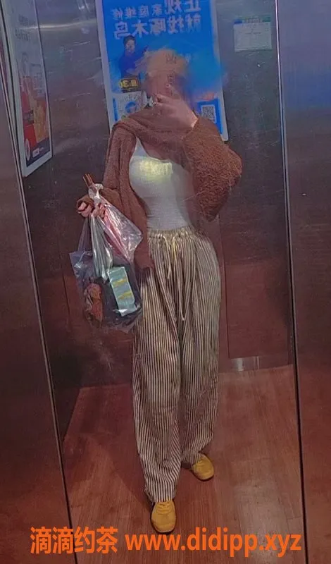 南京楼凤-建邺蓝彩儿，700元起服务，热情靠谱