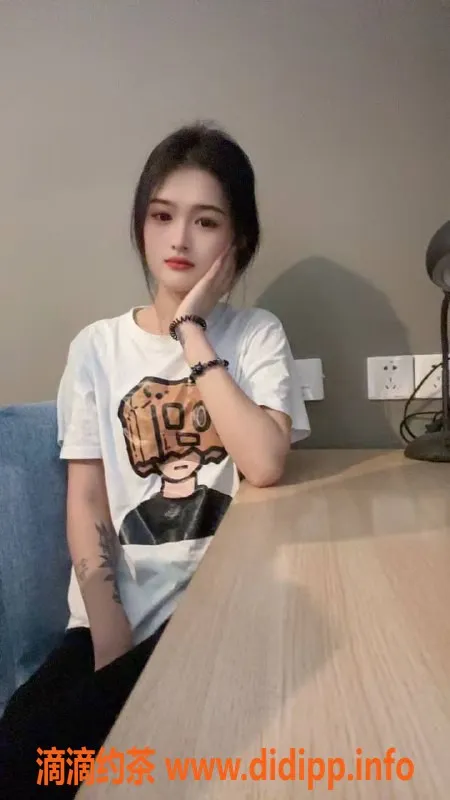 上海楼凤-傲娇美 - 嘉定万达附近，15张内优质服务