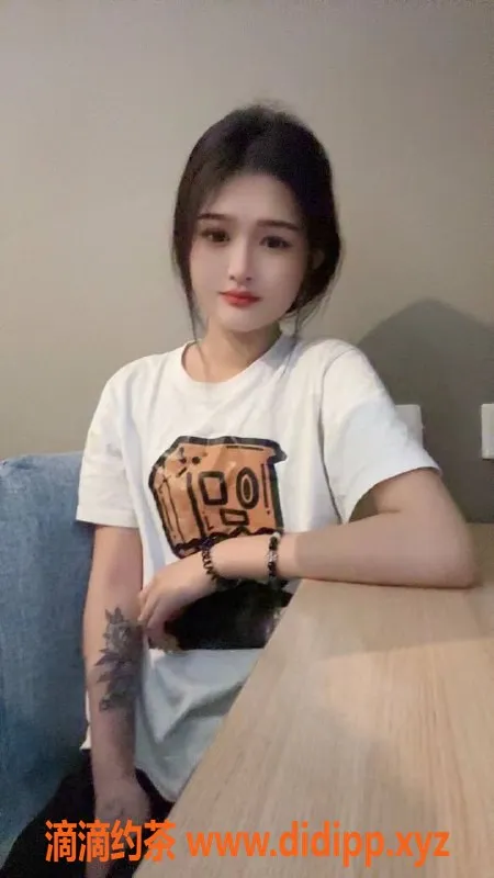 上海楼凤-傲娇美 - 嘉定万达附近，15张内优质服务