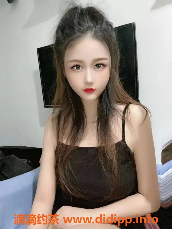 长沙楼凤-芙蓉区小雪，23岁，身高165，50kg，服务多样等你体验