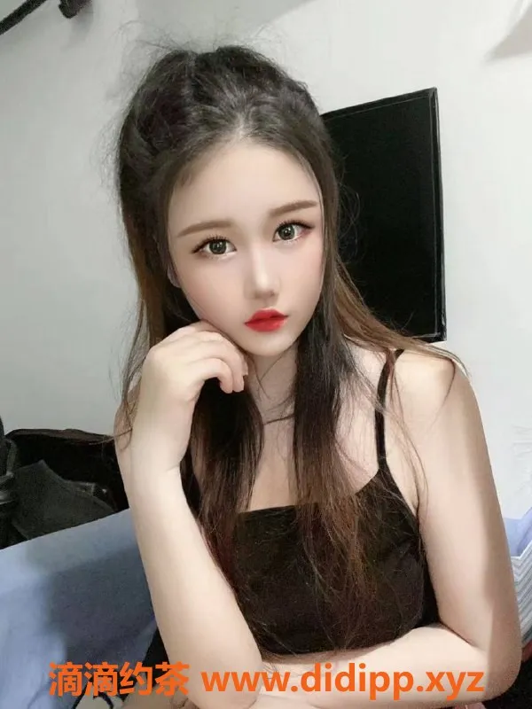 长沙楼凤-芙蓉区小雪，23岁，身高165，50kg，服务多样等你体验