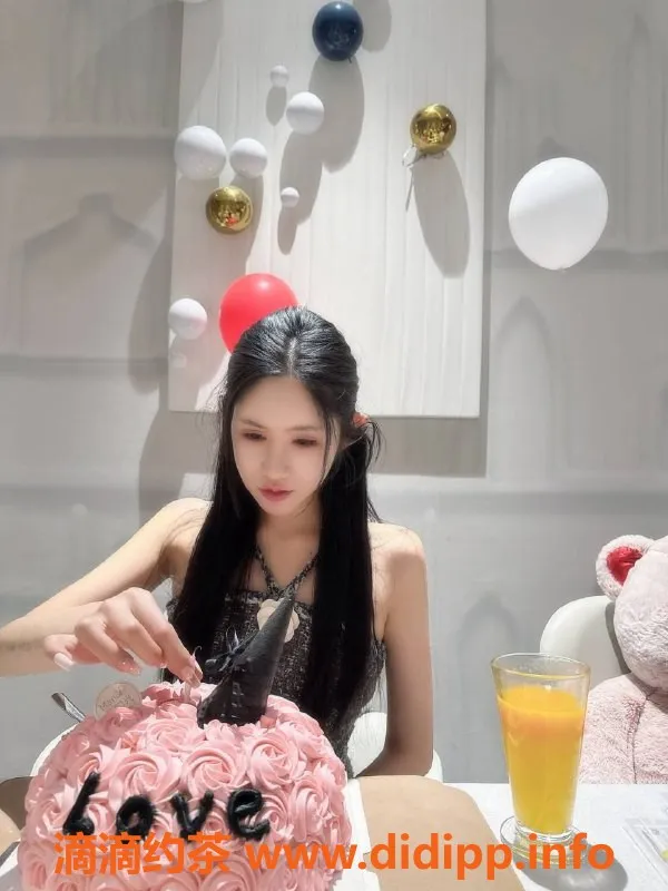 南京楼凤-秦淮小Q，1000p尽享豪华服务