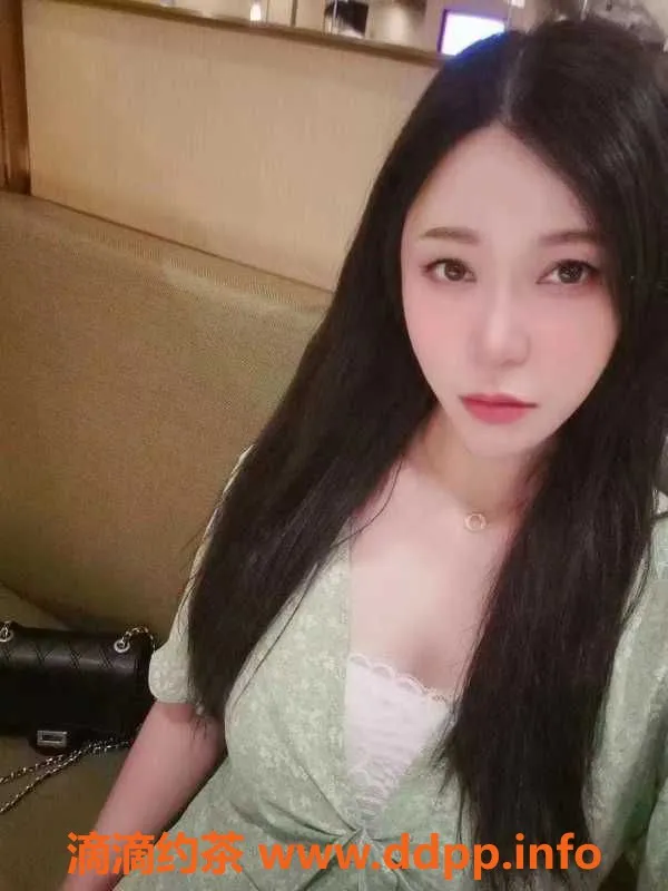 广州楼凤-广州美琪，24岁大胸服务，160cm，400元价格