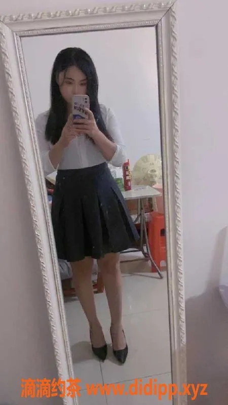 广州楼凤资源信息,广州美琪，24岁大胸服务，160cm，400元价格