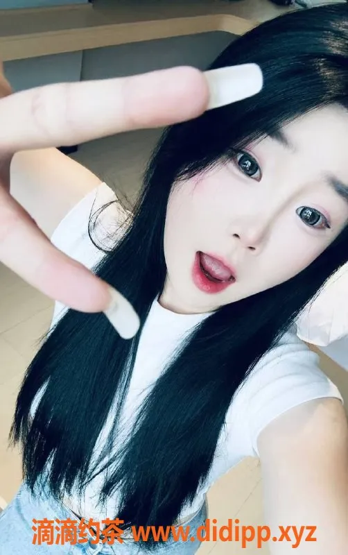 深圳楼凤-深圳福田苏小曼，22岁大胸美丽佳人