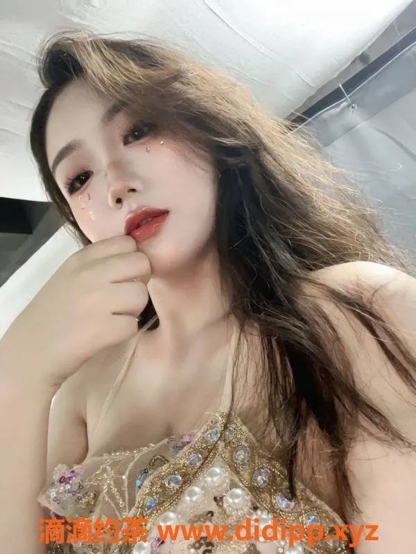 深圳楼凤-南山钰琪儿，23岁身高167，600元一次