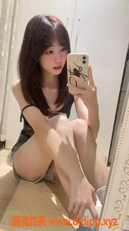 杭州楼凤-上城区苗苗，163高46斤，定价8p，服务超赞！