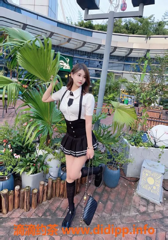 郑州楼凤资源信息,小笼包，18岁可爱女友服务，私密联系方式