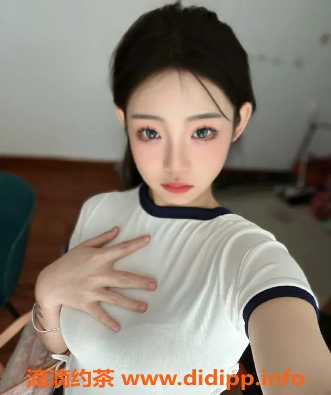 上海楼凤-普陀圆圆 18岁模特 大胸白虎 1500元起