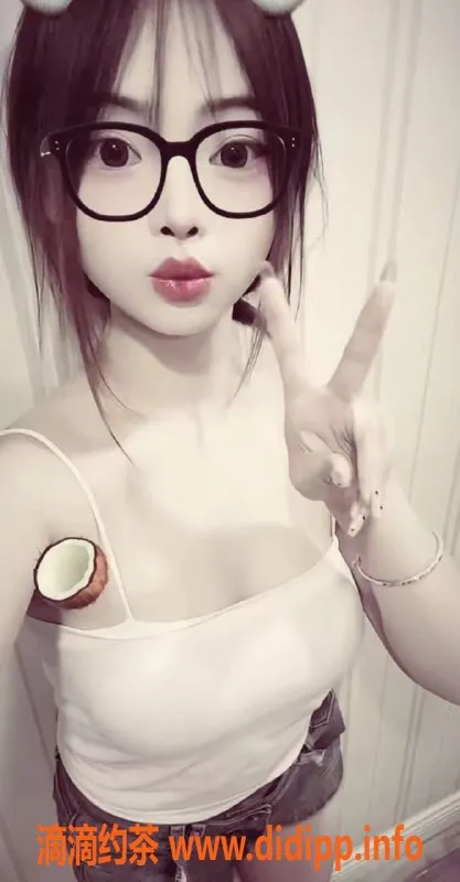 上海楼凤资源信息,闵行嫩妹安慕希，18岁，36C，700元起