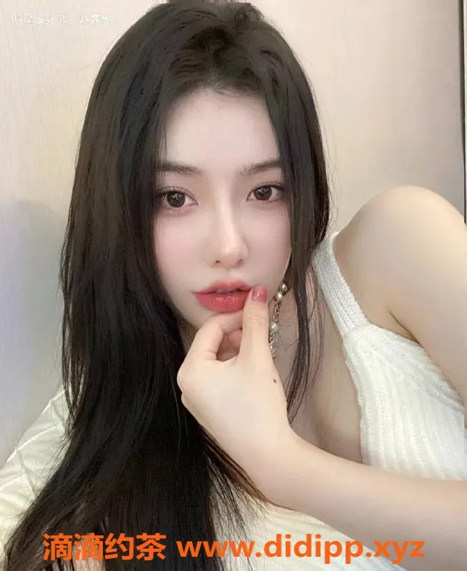 杭州楼凤-萧山19岁翠翠 169cm 51kg 胸36C 清纯靓丽