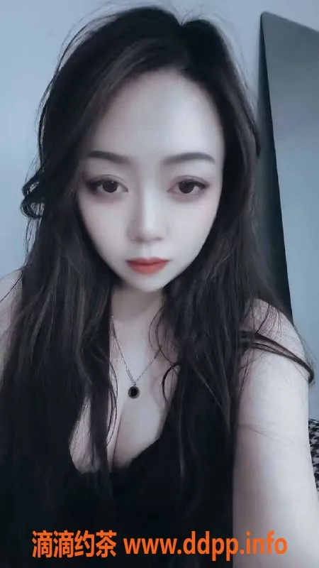 长沙楼凤-开福区魅颖，160cm C杯，28岁莞式精品服务