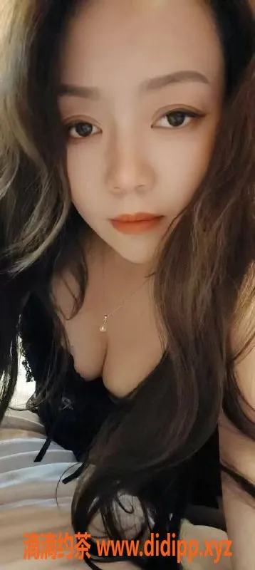 长沙楼凤资源信息,开福区魅颖，160cm C杯，28岁莞式精品服务