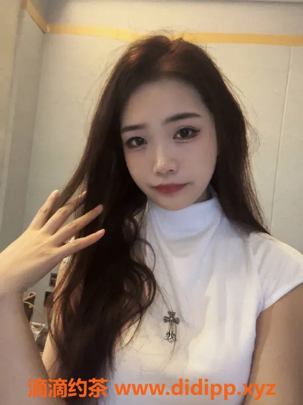 深圳楼凤-深圳龙岗六六，21岁，168cm，45kg，1000元起