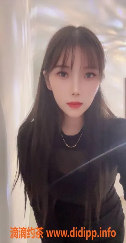 深圳楼凤-深圳罗湖26岁御姐Niuniu，800元起