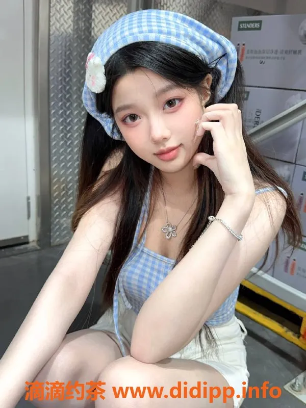 上海楼凤资源信息,静安小小鱼，168身高C罩杯，1600起价