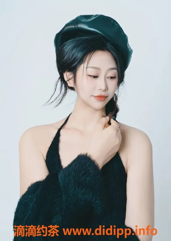 上海楼凤-静安美丽酱，158cm 45KG 34D，1000元起