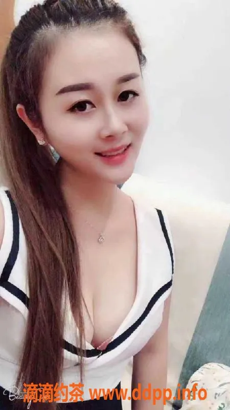 广州楼凤-海珠少妇佳佳，30岁，166cm，性感胸围36C