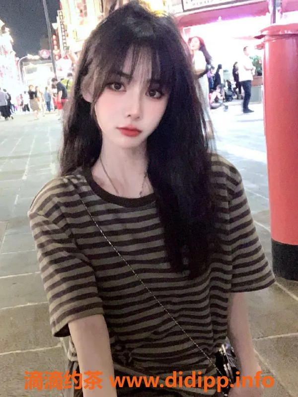 厦门楼凤-厦门思明区柒七，颜值系电报老师，带你体验优质服务