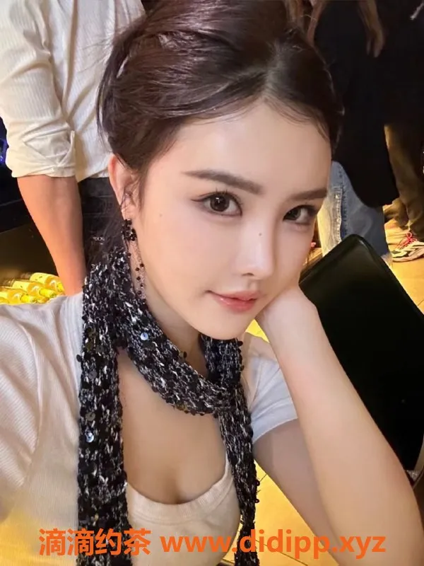 北京楼凤-灵儿 165 45kg 朝阳清纯萝莉 千元档服务