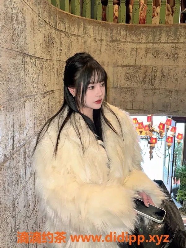 郑州楼凤-郑州幼师芊芊，温柔体贴，体验超赞