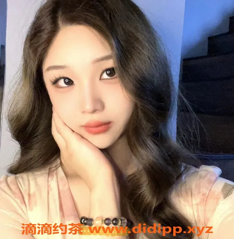 上海楼凤-长宁精卫，165身高D胸，1300元起