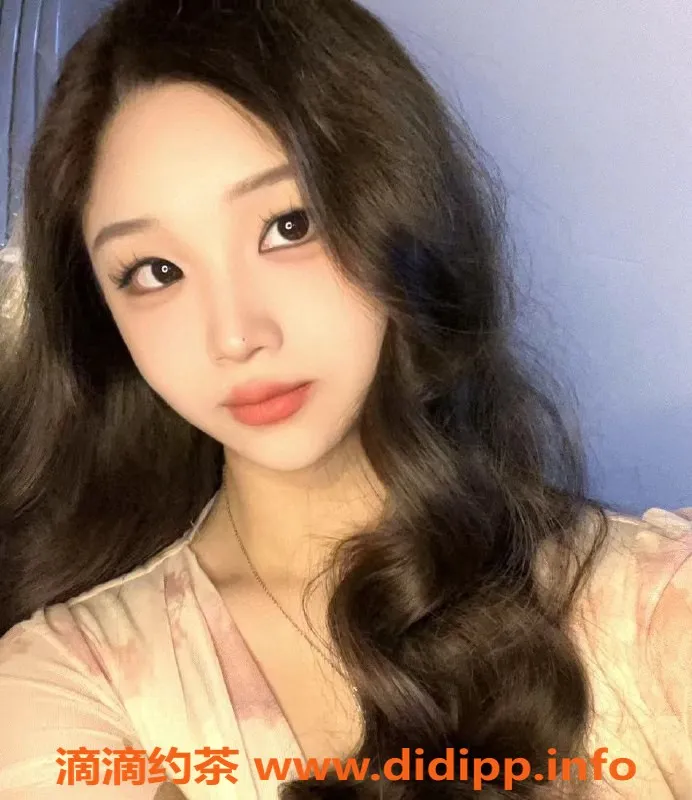 上海楼凤-长宁精卫，165身高D胸，1300元起