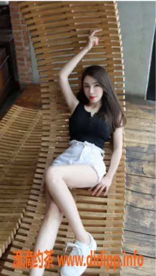 广州楼凤-广州白云伊涵，23岁165cm天然34C，400元起