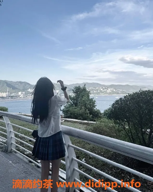 深圳楼凤资源信息,龙华萱萱，800元视频认证，超值享受！