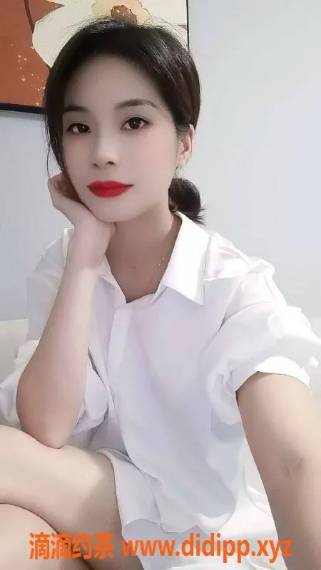 长沙楼凤-岳麓区小云朵，25岁162cm C罩杯，服务多样