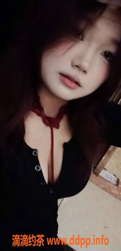 成都楼凤-成都小小（18岁，身高160，丰满，400元一次）