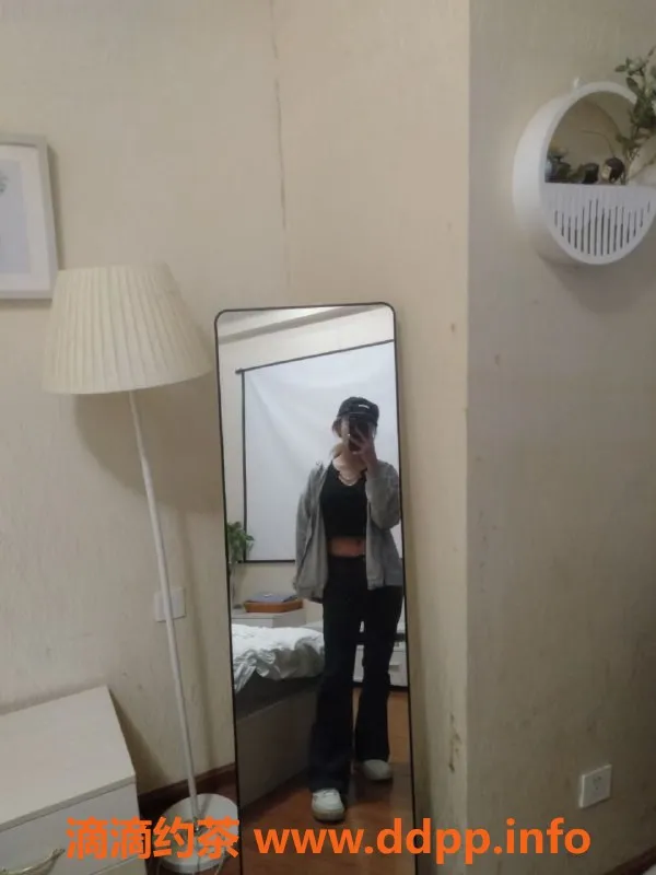 成都上门服务-【花名】 #小希
【编号】 #B491
#5p #未成年