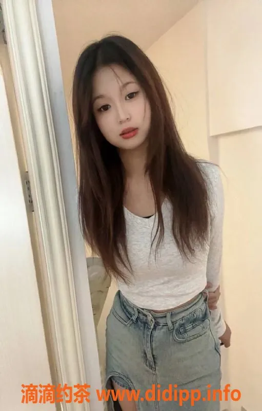 广州楼凤-番禺御姐舒芙，舌吻服务仅需700p