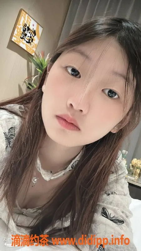 佛山楼凤-顺德小婷婷，700元热情服务，值得一试！