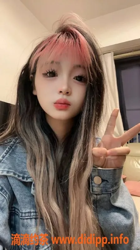 成都楼凤-成都嫩妹蕊蕊，身高163，600元体验！